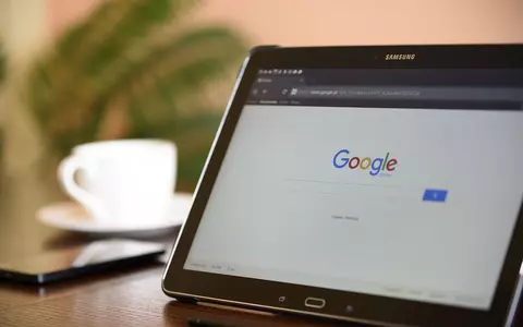 Topul căutărilor pe Google, în vremea coronavirusului: de la "tuns acasă" până la "de ce nu se găsește drojdie" și "Arsenie Boca profeții"