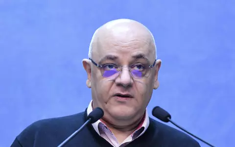 Arafat anunţă noi măsuri de relaxare de la 1 iunie şi 15 iunie. Ce a spus despre deschiderea mallurilor