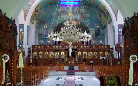 Bisericile rămân închise după 15 mai, dar oficialii vin cu vești bune: slujbele religioase se vor oficia în aer liber. Ce reguli trebuie să respecte credincioșii