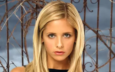 O mai ții minte pe Buffy, "spaima vampirilor"? Cum arată Sarah Michelle Gellar la 43 de ani, după ce a născut de două ori