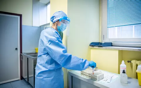Specialiștii germani au descoperit anticorpii care previn răspândirea noului coronavirus: "Suntem pe drumul cel bun în dezvoltarea unei soluții împotriva COVID-19. Efectul observat a fost imediat"