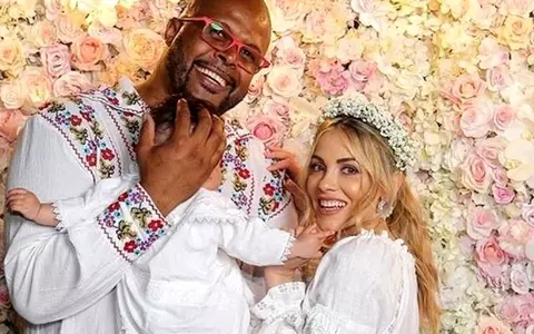 Cum a cerut-o Cabral de nevastă pe Andreea Ibacka. Scena este din Romeo și Julieta, varianta bucureșteană!