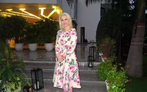 Cum a ajuns fotomodelul Anca Verma cea mai bogată româncă din lume, la 33 de ani. Povestea ei de viață este demnă de un film de Hollywood, unul cu accente dramatice!