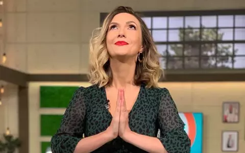 Emoții mari la PRO TV! Adela Popescu a lipsit azi de la emisiunea Vorbește lumea. Colegul ei, Cove, a făcut primele declarații: "Nu am reușit să dau de ea"