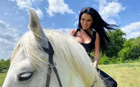 Daniela Crudu, aniversare atipică, la 31 de ani. A făcut petrecere la malul mării, dar fără lăutari!