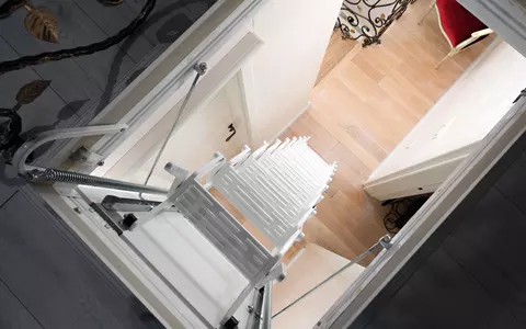Cum transformi podul casei în mansardă locuibilă