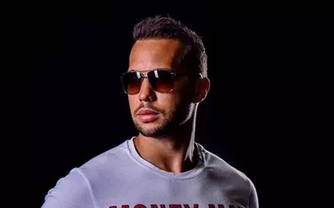 Tristan Tate, fostul iubit al Biancăi Drăgușanu, a încins internetul cu o poză în care apare complet gol! La 40 de ani, fostul luptător MMA are un trup de invidiat