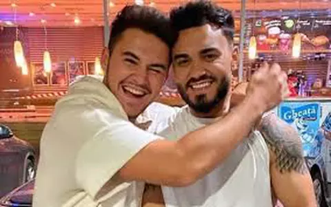 Ce s-a întâmplat, de fapt, în noaptea în care Jador și Mario Fresh au fost bătuți. Conflictul începuse cu o seară înainte, dintr-un motiv stupid