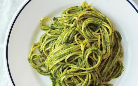 Paste cu sos pesto