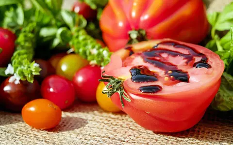 Cum ne afectează sănătatea chimicalele din fructe și legume. Medic: "Cadmiul crește și produce riscul de apariție a cancerului!"