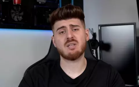 Vloggerul român Alexandru Bălan, anchetat de Poliție după ce a instigat la violență și hărțuire sexuală împotriva minorelor: "Să-i dai cu palme, s-o ții cu capul de pereți, să-i pui  piciorul pe față"