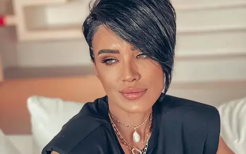 Adelina Pestrițu, de nerecunoscut în poza de buletin: machiată discret și cu părul lung! Cât de mult s-a schimbat în ultima perioadă