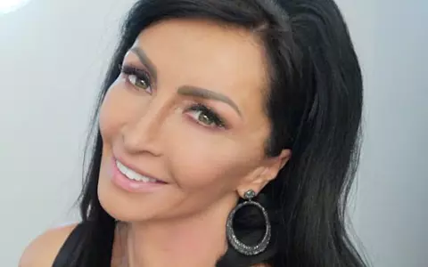 Cum arată fiul Mihaelei Rădulescu, la 16 ani. Ayan face sport zilnic și seamănă izbitor cu un actor de la Hollywood