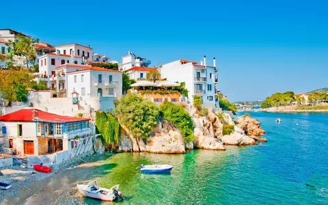 (P) Zile de vară cu distracție și voie bună, în Skiathos