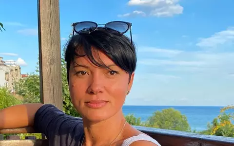 Petronela Rotar a avut coronavirus. Scriitoarea a vorbit despre coșmarul trăit:  "Simțeam că respir foc când trăgeam aer pe nas"