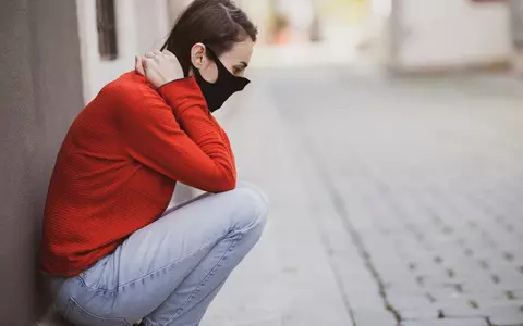 S-a descoperit încă un efect advers pe termen lung al infectării cu noul coronavirus: ar putea duce la deteriorarea auzului