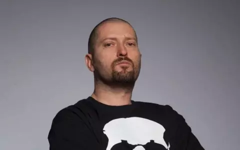 Cine este și cum arată iubita lui Cheloo. Cântărețul e din nou fericit după un divorț dureros