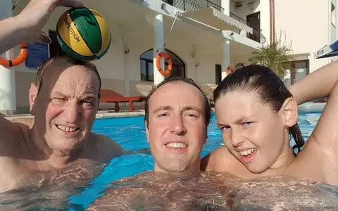 După ani de scandaluri la TV și acuzații monstruoase, familia Geambașu a plecat în vacanță cu nepotul: "Clipe de fericire, de normalitate..."