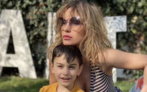 Anna Lesko recunoaște că este o mamă exigentă: "Sunt învățată cu educația strictă a părinților mei și fac militărie cu el"/ EXCLUSIV