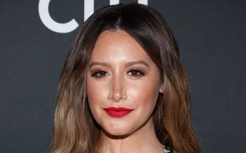 Ashley Tisdale este însărcinată pentru prima oară! Primele imagini cu burtica de gravidă