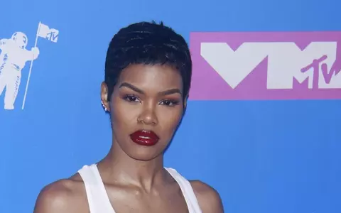 Teyana Taylor a născut a doua oară în propria baie! Primele imagini cu bebelușul