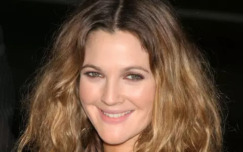 Drew Barrymore, mărturisire șocantă! La 13 ani, consuma droguri și alcool: "Eram complet scăpată de sub control"