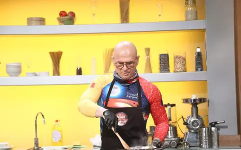 Cine este Cristi Borcan de la Chefi la cuțite. Ultramaratonistul poreclit Superman a alergat 151 de kilometri în casă