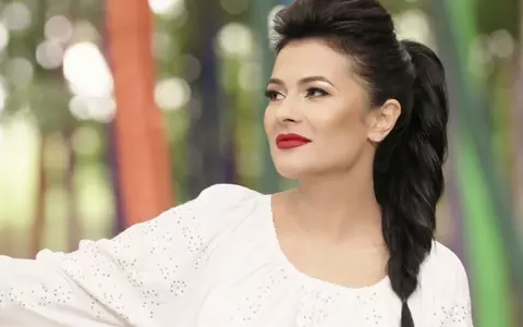 Olguța Berbec este însărcinată pentru a doua oară.  Interpreta de muzică populară a postat prima fotografie cu burtica