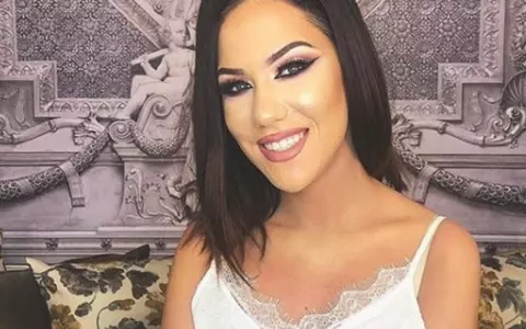 Raluca Munte de la Puterea Dragostei a făcut videochat. Au apărut imginile care o dau de gol