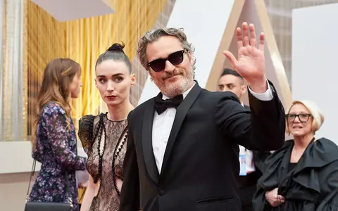 Rooney Mara și Joaquin Phoenix au devenit părinți în secret! Ce nume special a primit fiul lor