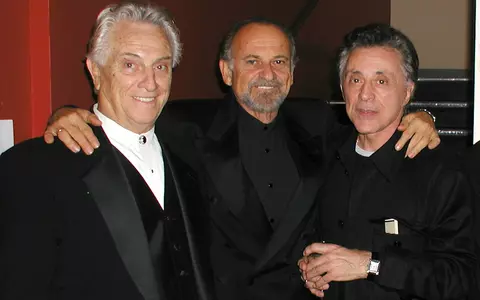 Tommy DeVito a murit de Covid-19. Cântărețul și-a găsit sfârșitul într-un spital din Las Vegas