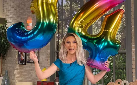 Adela Popescu a împlinit 34 de ani! Motivul pentru care a izbucnit în lacrimi la TV, de ziua ei de naștere