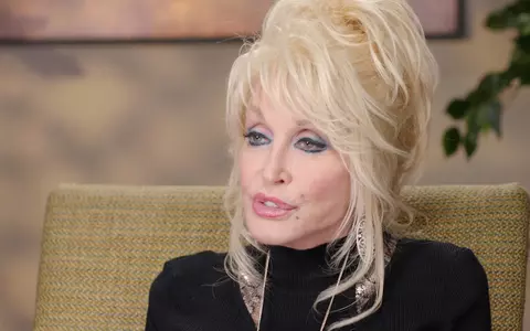 Dolly Parton a donat 1 milion de dolari pentru crearea vaccinului Moderna, anti COVID-19: „Sunt foarte mândră și onorată!”
