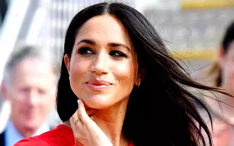 Meghan Markle a purtat haine și accesorii de 400.000 de dolari, pentru o poză. Soția prințului Harry este o împătimită a luxului!