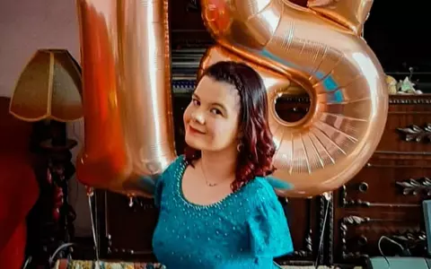 Lorelai Moșneguțu, fata fără mâini care a câștigat Românii au talent, a împlinit 18 ani. Cum și-a aniversat majoratul