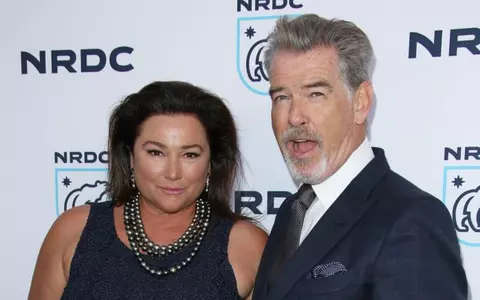 Pierce Brosnan și soția lui, la fel de îndrăgostiți ca-n prima zi: "Ea s-a îngrășat mult, dar lui nu-i pasă"