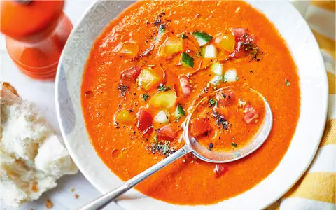 Ce este supa gazpacho și cum se prepară