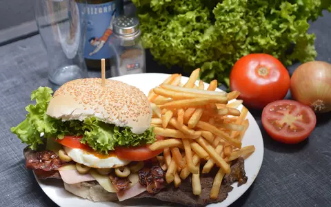 Combinații alimentare periculoase, care ne pot afecta digestia și sănătatea