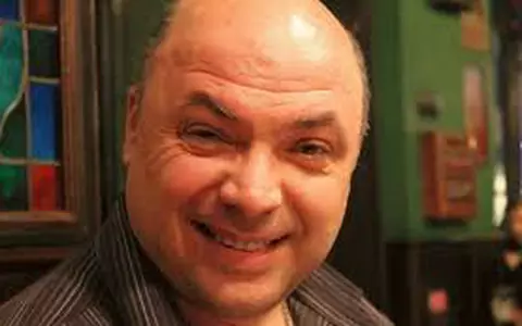 Drama neștiută a lui Constantin Zamfirescu, actorul din serialul Trăsniții, care se luptă cu cancerul: a suferit un AVC și i-a murit un copil
