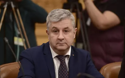 Ce pensie fabuloasă are soția lui Florin Iordache, fostul ministru "altă întrebare". Femeia câștigă mult mai bine decât el