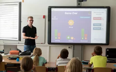 (P) Școală Româno- Finalndeză: soluția spre o educație de succes