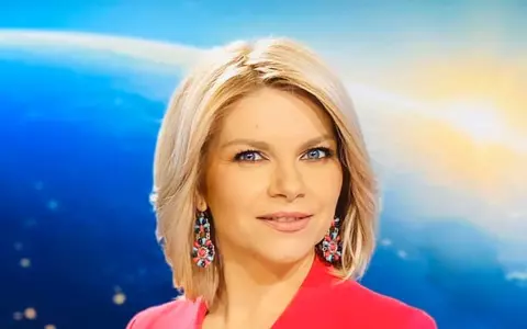 Andreea Marinescu are COVID-19! Cum se simte prezentatoarea Știrilor PRO TV: "Mă străduiesc să-mi protejez familia"