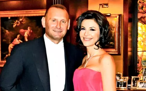 Viorel Cataramă a recunoscut că are mai multe operații estetice! Este chiar pacientul soției sale, Adina Alberts