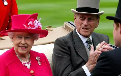 Regina Elisabeta a II-a și Prințul Philip au aniversat 73 de ani de căsnicie! Fotografia celei mai triste aniversări