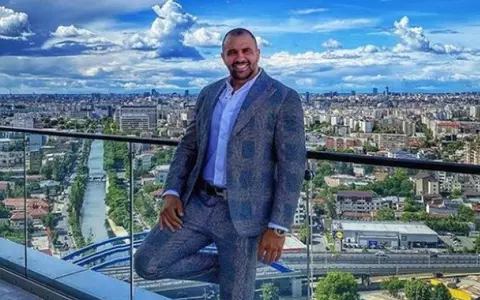 Povestea apartamentului de la etajul 25 în care locuia Alex Bodi. Cum arată imobilul de 1,5 milioane de euro, cumpărat de la un australian