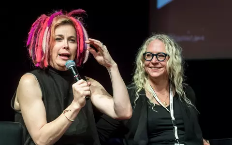 Povestea fraţilor Wachowski, regizorii trilogiei MATRIX: au devenit femei şi iubesc... foste femei