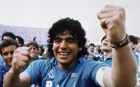 Dramele lui Diego Maradona, cel mai mare fotbalist din toate timpurile. S-a născut într-o familie foarte săracă și a consumat droguri, prima oară, la 24 de ani