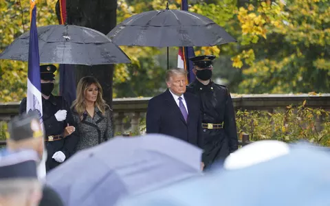 Melania și Donald Trump, prima apariție publică după alegerile prezidențiale din SUA. Cum s-au comportat cei doi soți când zvonurile îi dau aproape divorțați