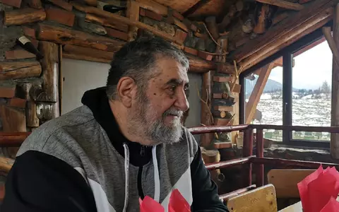 Lucian Ionescu, impresarul vedetelor, se află în stare gravă la spital: ”Are plămânii albi. Ne rugăm pentru viața lui”