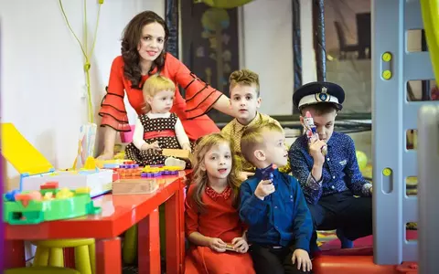 Raluca, fosta solistă de la Angels, despre viața cu 5 copii: "Ei te storc de energie, ei te încarcă la loc!"